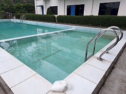 OYO 93280 Villa Efita