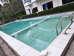 OYO 93280 Villa Efita