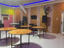 Hotel O Lima Saudara Syariah