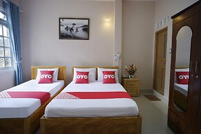 Thanh Thanh Nhan Hotel
