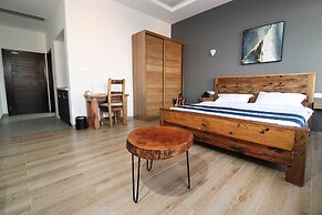 Tanzanite Serviced Apartment