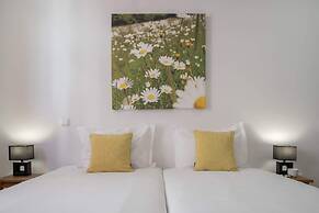 Casa Strelitzia by An Island Apart