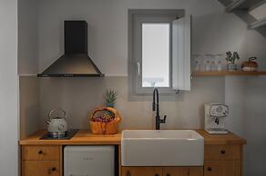 Aegean Diamonds Luxury Suites