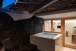 Aegean Diamonds Luxury Suites