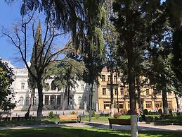 H&B apartments Atoneli