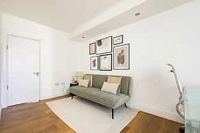 The River Thames View - Stunning 2bdr Flat With Study Room + Balcony