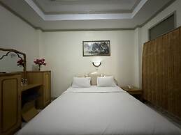 Capital O 93291 Bintang Hotel