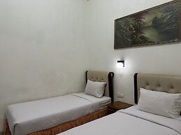 Capital O 93291 Bintang Hotel