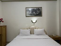 Capital O 93291 Bintang Hotel