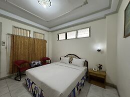 Capital O 93291 Bintang Hotel