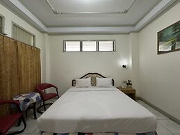 Capital O 93291 Bintang Hotel