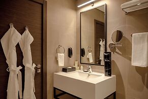 Fraser Suites AL Liwan
