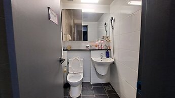 Yolo House