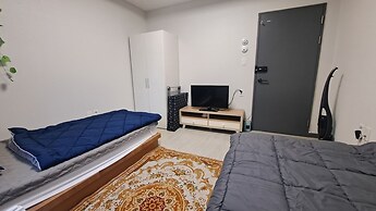 Yolo House