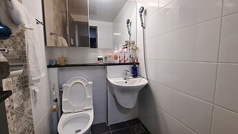 Yolo House