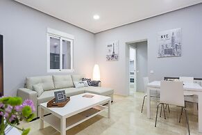 Charming Apt. Historic District - Sol