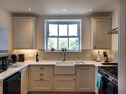 Ayr Farmhouse