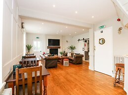 The Five Bells Inn