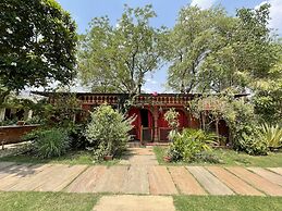Fateh's Retreat
