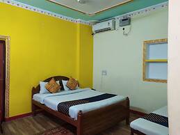 Goroomgo Happy palace Gaya