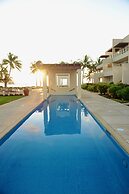 The Phoenix Resort