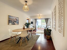 Tropical Pearl by Atlantic Holiday