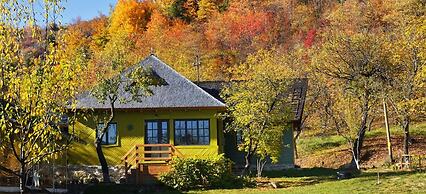 Alunis Retreat