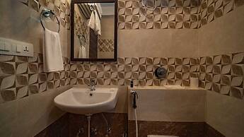 Crimson Park Residency & Spa