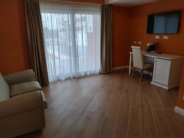 RMaison Luxury Suites Olbia