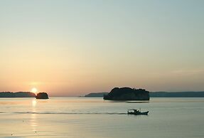 HITOTSU NOTOJIMA