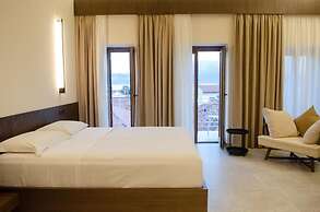 Leone Suites