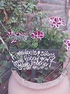 Wisteria Lane Guesthouse