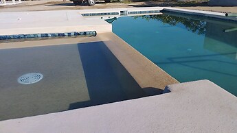 Vista Sierra Laguna