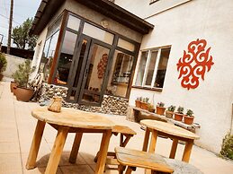 Silkroad Guest house