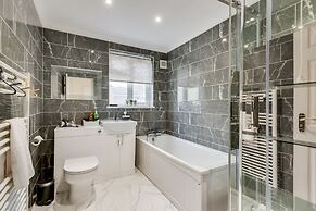 Bright & Spacious 2-Bedroom House