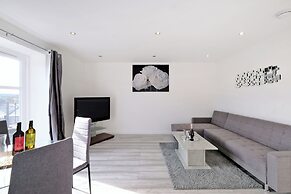 Orange Apartments - Belgrave Mansions