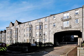 Orange Apartments - Belgrave Mansions