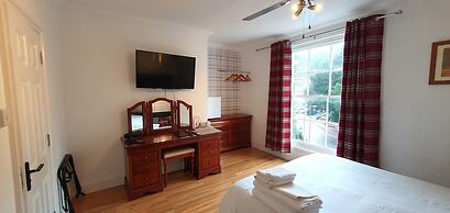 Midway Guest House