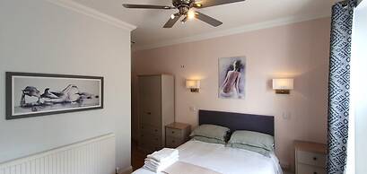 Midway Guest House