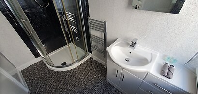 Midway Guest House