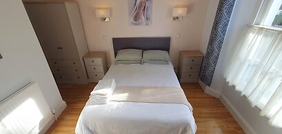 Midway Guest House