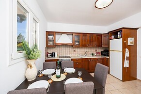 Villa Afrodite Classico