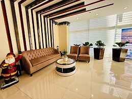 One Palm Tree Villas Across NAIA T3