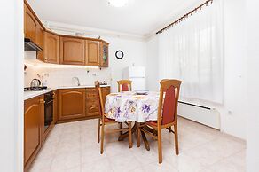 Apartments Maxi