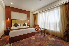 Kingston Hotel