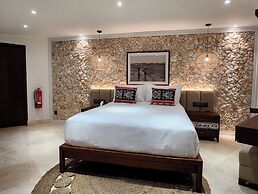 KANDORA Luxury Villas