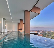 The Apple Residence