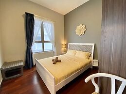 Silverscape Residence
