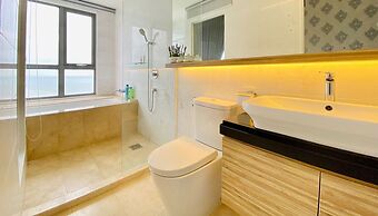 Silverscape Residence
