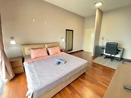Silverscape Residence